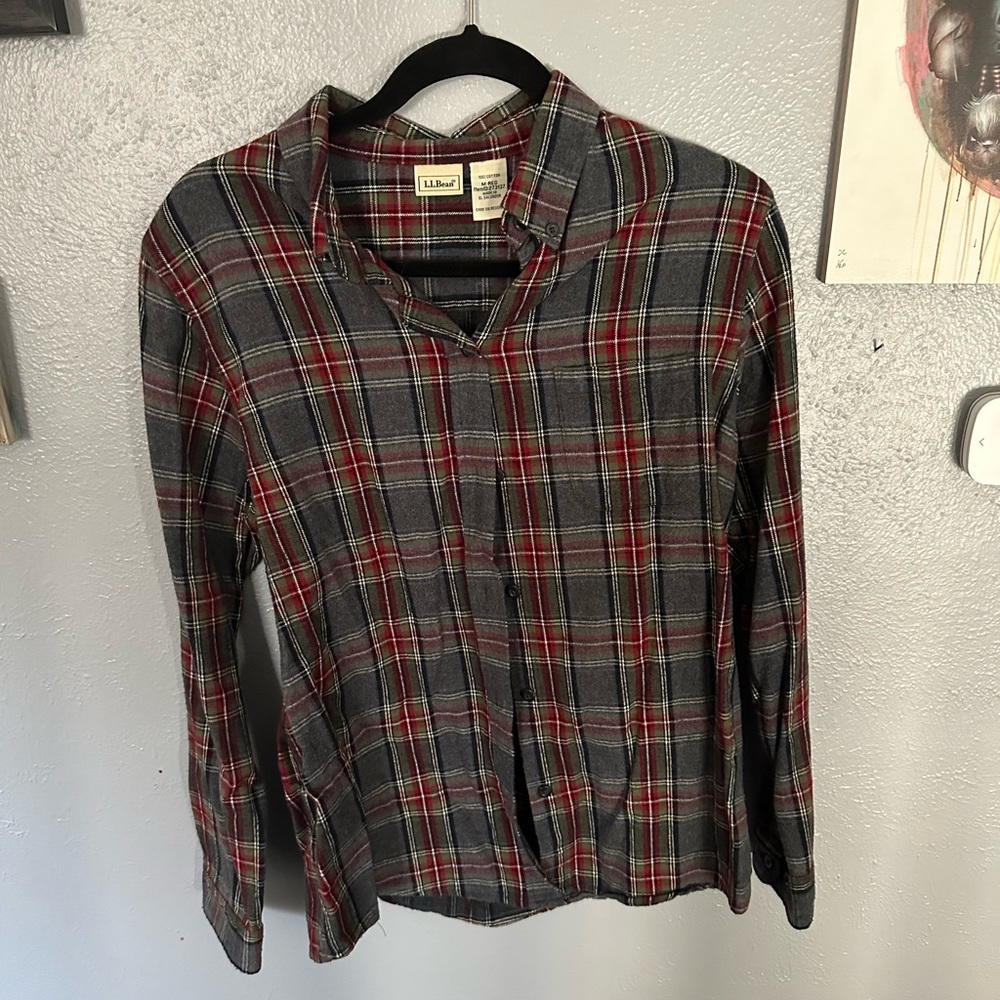 LL Bean Womens Scotch Plaid Flannel Shirt - Medium